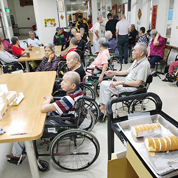 2025.05.02 母親節吃蛋糕